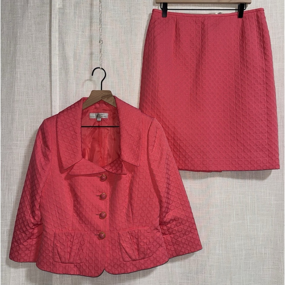Tahari Arthur S Levine Coral Suit Blazer Skirt‎ Set Women's Sz 12 Career